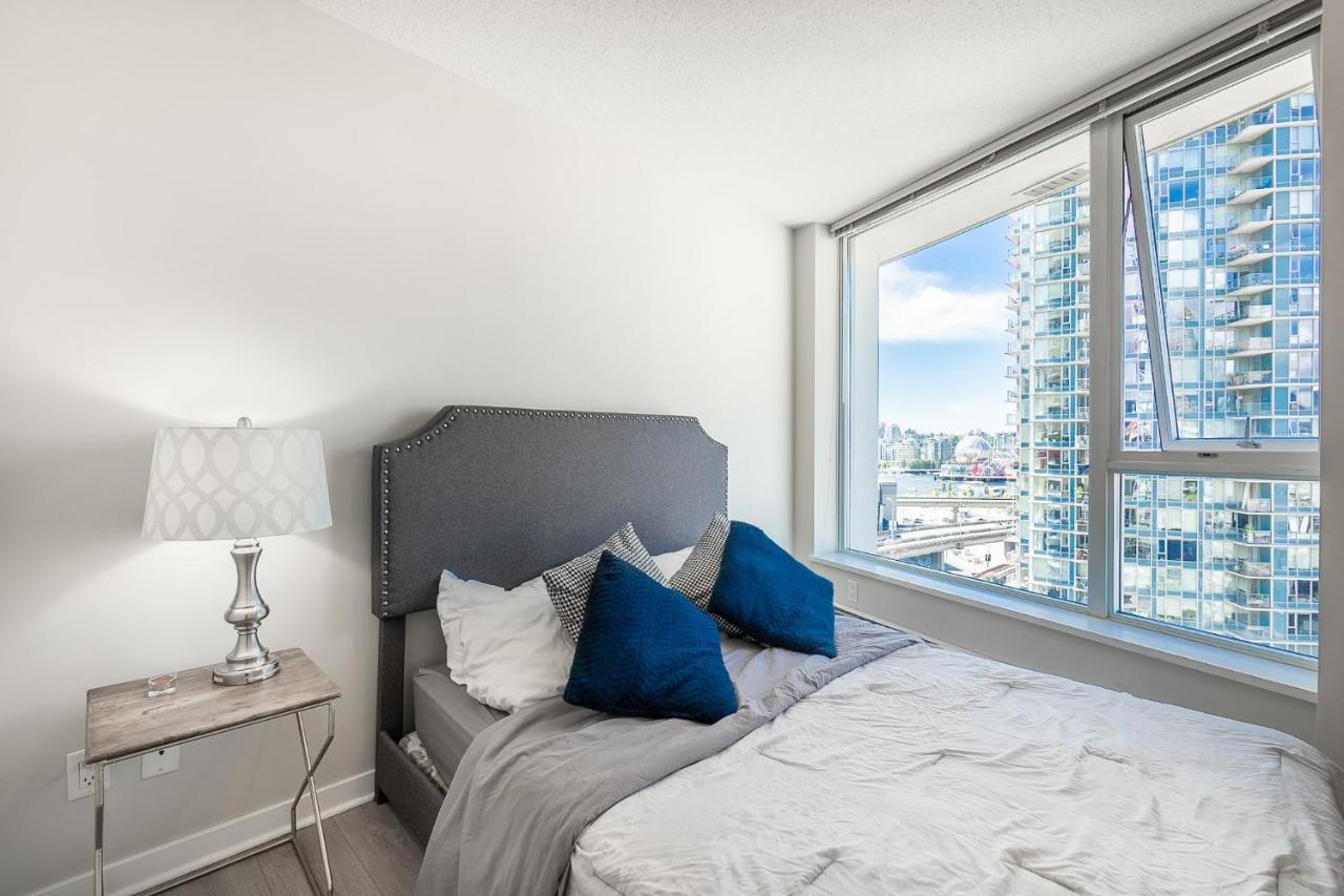 Stunning 2 Bedroom Condo With Downtown Views!!! Ванкувер Экстерьер фото