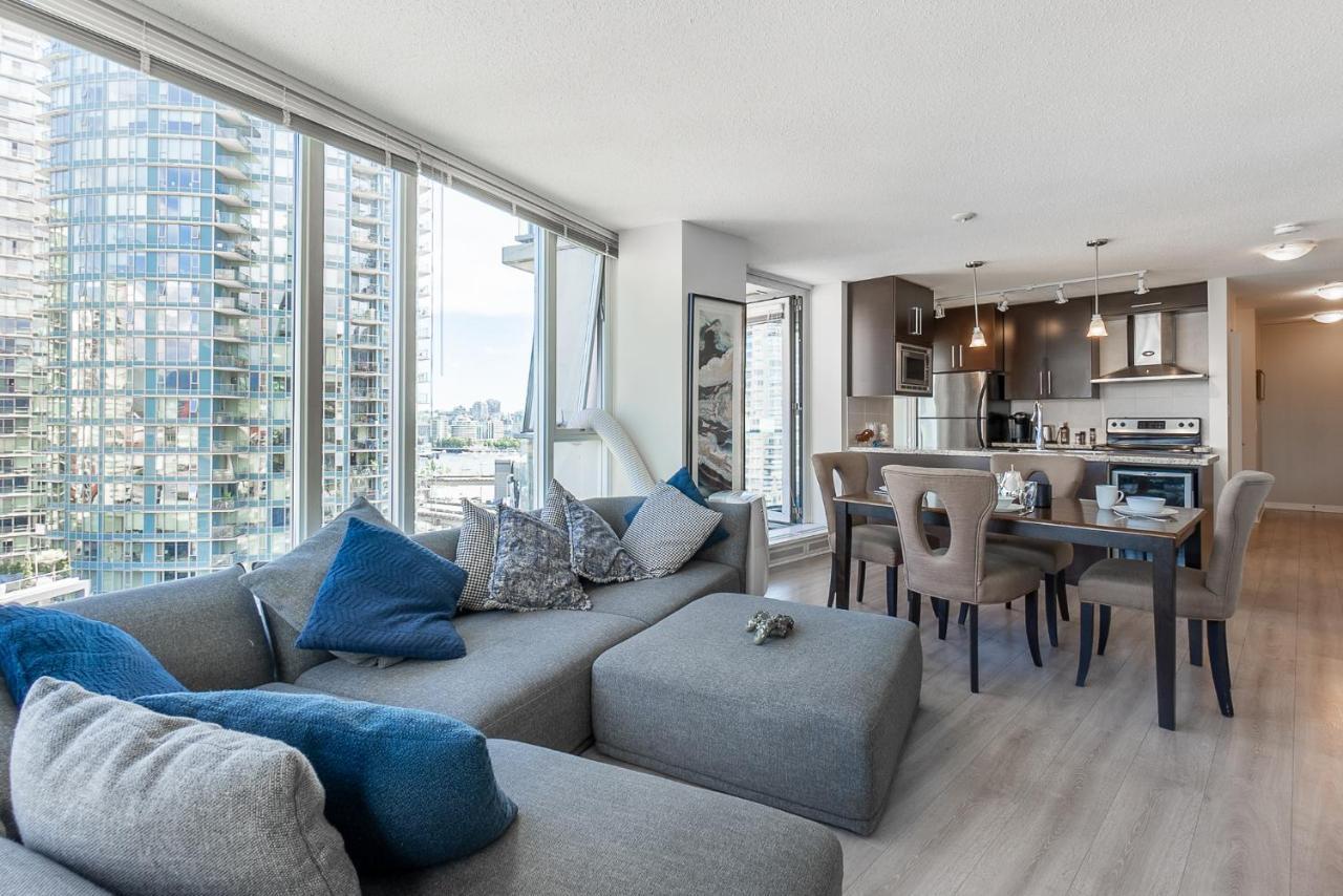 Stunning 2 Bedroom Condo With Downtown Views!!! Ванкувер Экстерьер фото