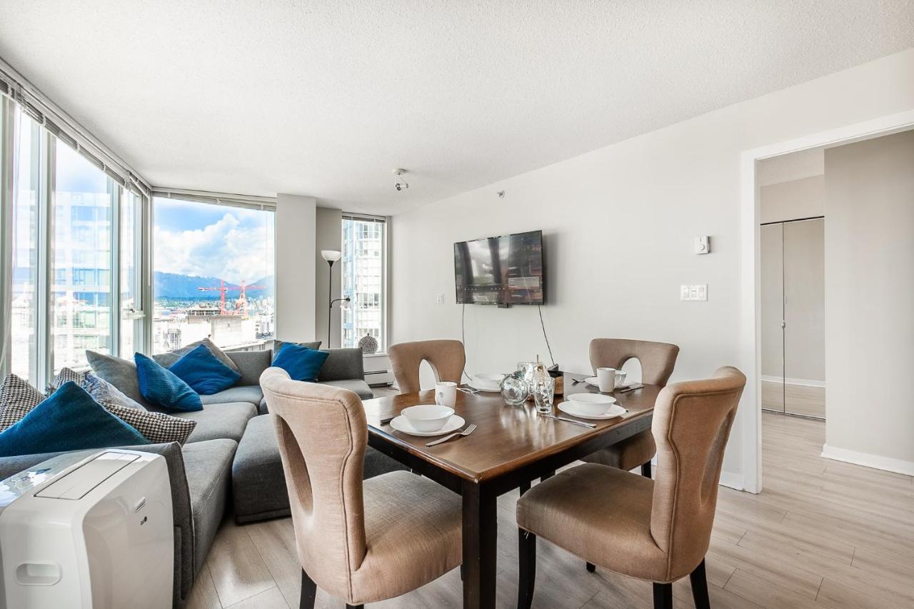 Stunning 2 Bedroom Condo With Downtown Views!!! Ванкувер Экстерьер фото